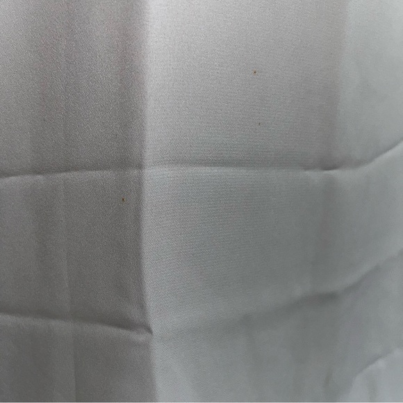 Lulu’s White Mesh Lightweight Tank Top - Slightly Stained - Picture 10 of 10